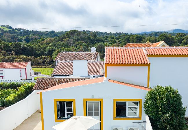 Casa em Biscoitos - The Biscuit House T1 by Ponta Negra Azores