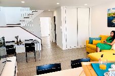 Apartamento em Angra do Heroísmo - City House 2 by PontaNegraAzores