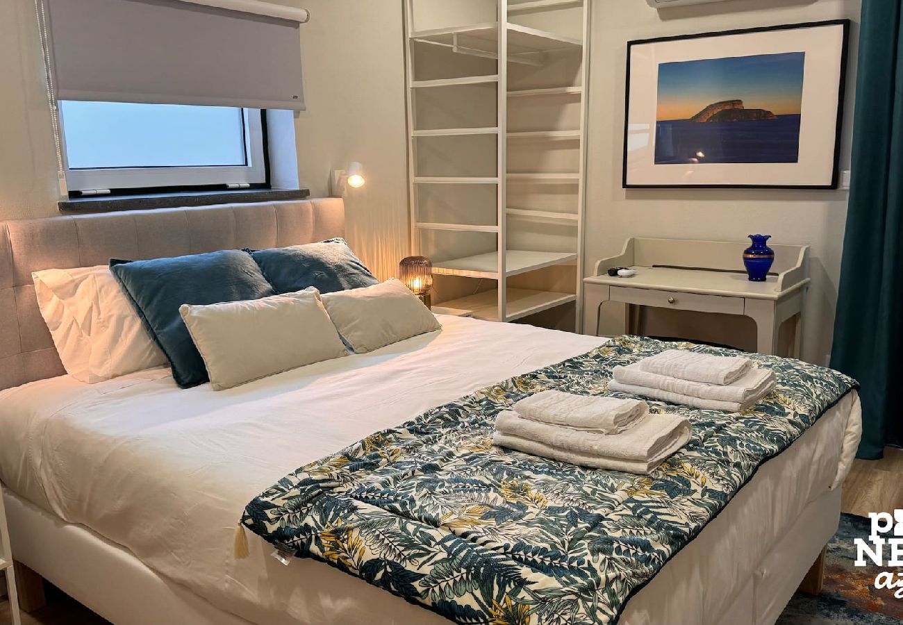 Rent by room in Angra do Heroísmo - Quinta São José - Suite 2 by PontaNegraAzores