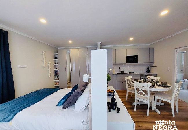 Studio in Angra do Heroísmo - Quinta de São José - Estúdio by PontaNegraAzores